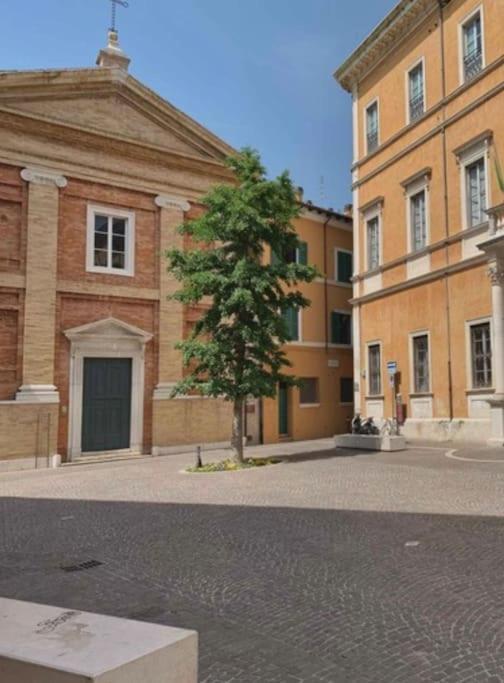 Appartamento Centro Storico Nuovo E Ristrutturato بيزارو المظهر الخارجي الصورة
