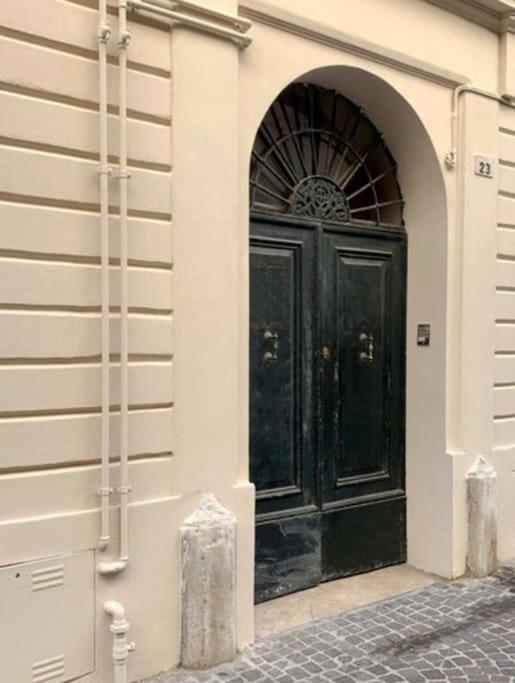 Appartamento Centro Storico Nuovo E Ristrutturato بيزارو المظهر الخارجي الصورة